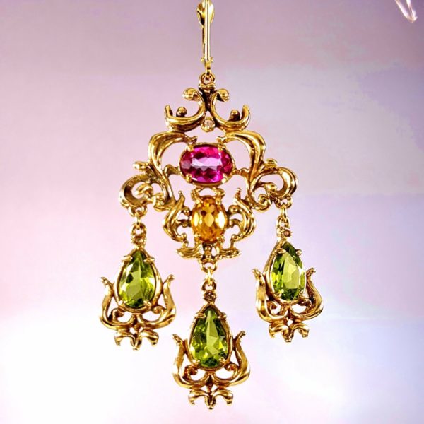 victorian style earring green